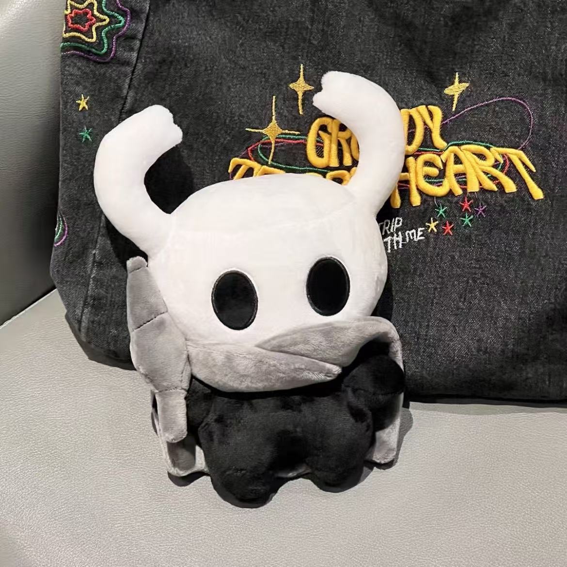 New Hot Hollow Knight Plush To - Model Kit Knight ulasan dan harga